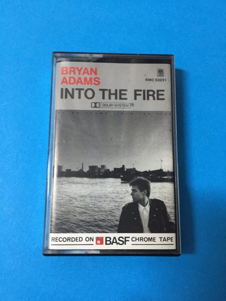 Bryan Adams: Into The Fire (Cassette) Carousel 1
