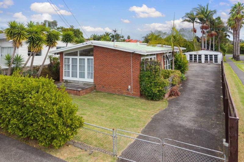 Image 1 of 21