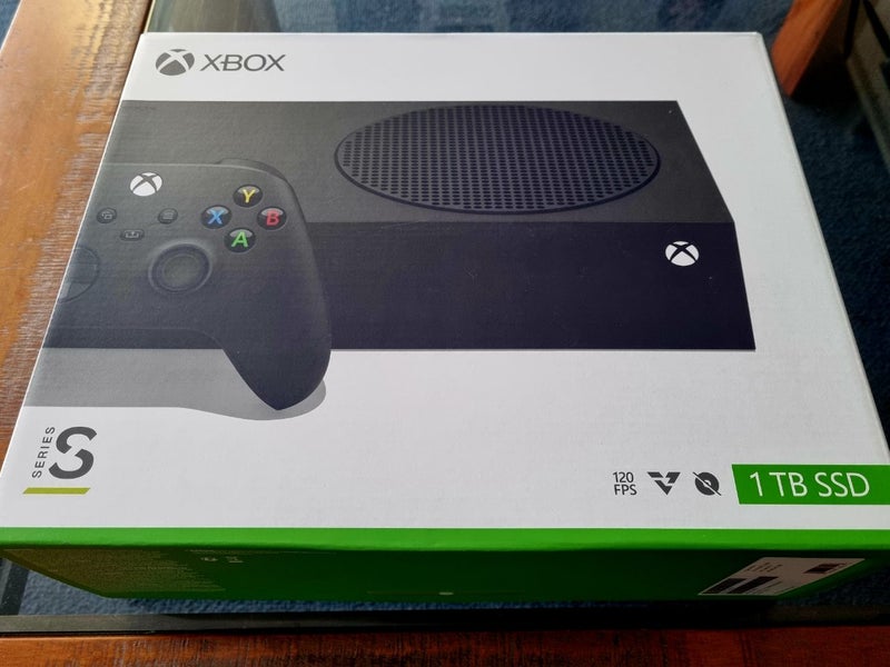 Xbox Series S - Black 1TB Carousel 1