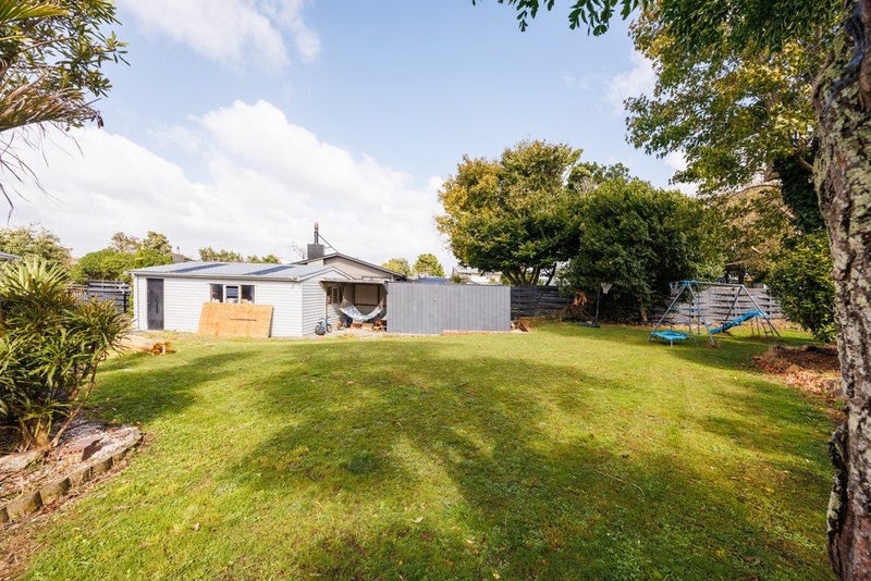 Section in a Family-Friendly Location62864798167555113