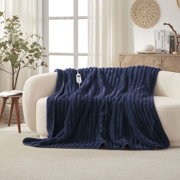 Dreamaker Cirra Chunky Embossed Fleece Heated Throw Midnight Blue - 180 x 200cm Carousel 1