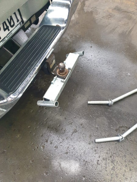 Top Dog Box Single - Tow Ball Mounted Carousel 5