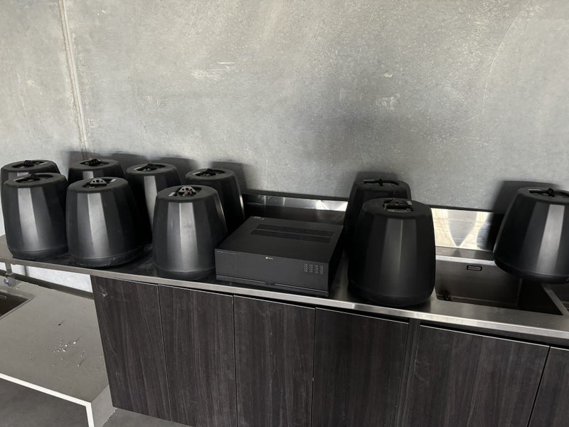 10 x JBL Pendant Speakers and AMP Carousel 2