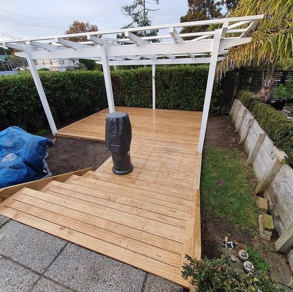 Decks, Kitchen & Bathroom Renos Carousel 1