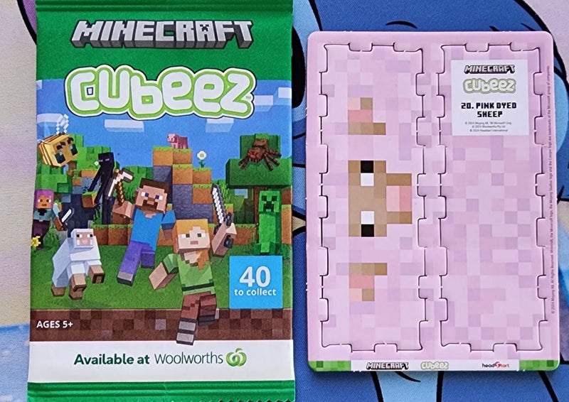 Woolworths Minecraft Cubeez x1 Carousel 1