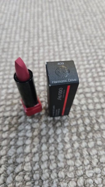 Lipstick Carousel 1