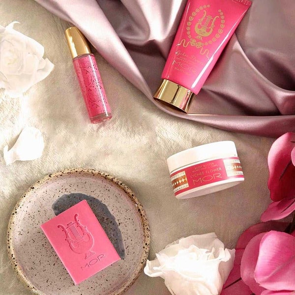Mor Little Luxuries Lychee Flower Gift Set 4pce Carousel 4