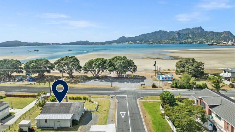 Image 1 of 25