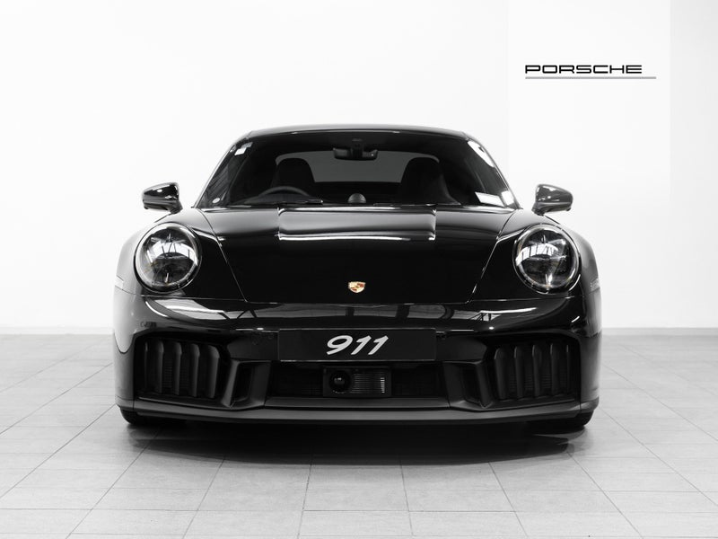2025 Porsche 911 GTS Coupe 3.6L Petrol62863252038403111