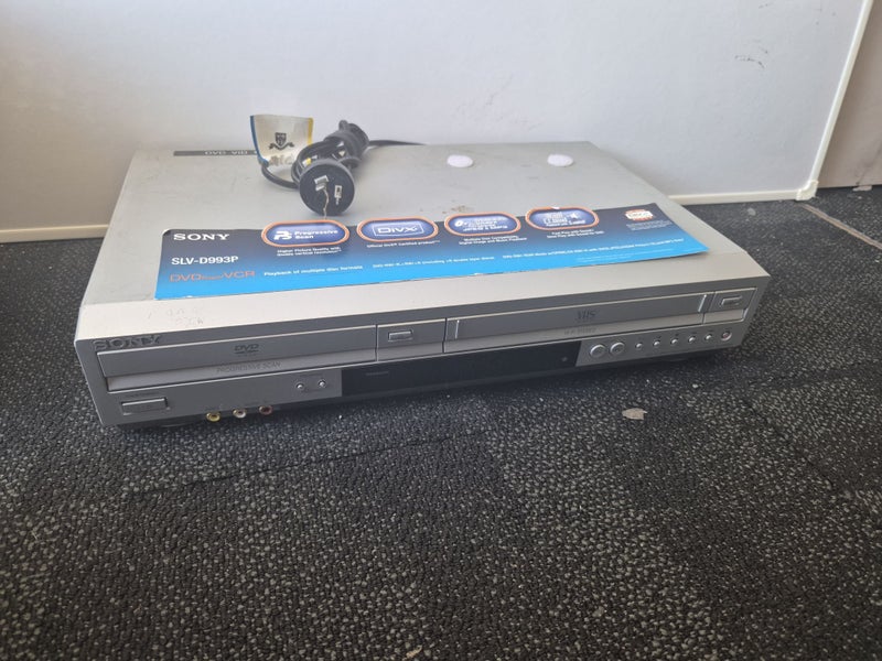Sony Combo VCR/DVD player Carousel 1