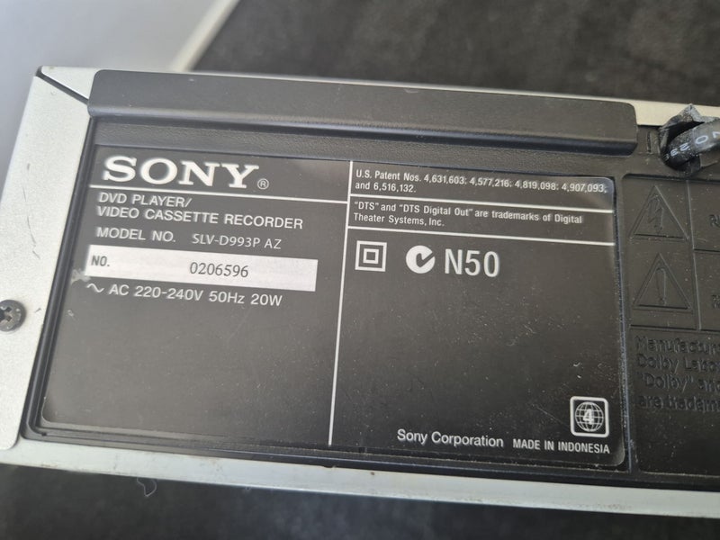 Sony Combo VCR/DVD player Carousel 4