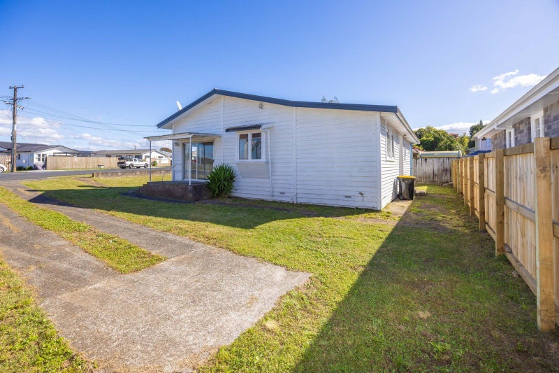Image 1 of 18