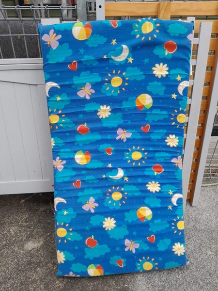 Touchwood cot and mattress Carousel 2