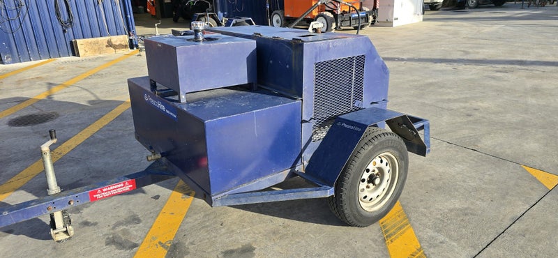 3000 PSI 30 LPM Trailer water blaster Kubota diesel engine Carousel 2