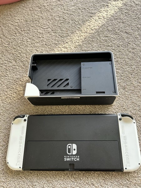 Nintendo Switch OLED (white) Nearly new! Carousel 2