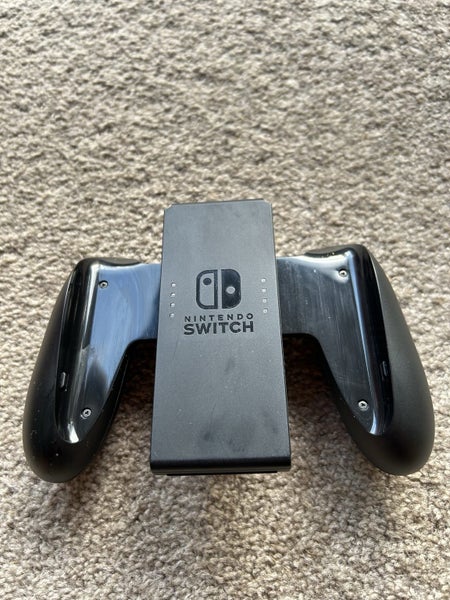 Nintendo Switch OLED (white) Nearly new! Carousel 10