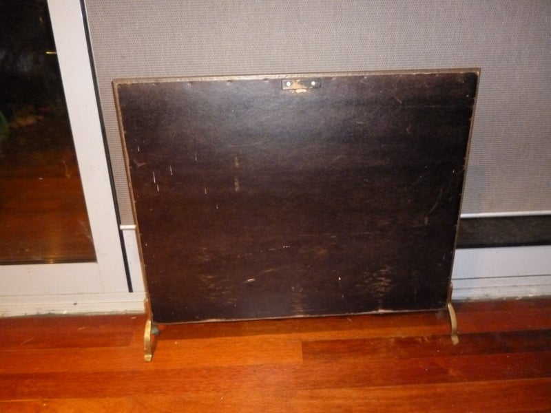 Antique brass embossed fireplace screen Carousel 2