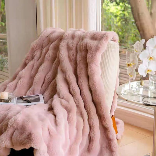 Super Soft Large Faux Fur Winter Blanket Throw Rug 160x200cm Pink Carousel 4