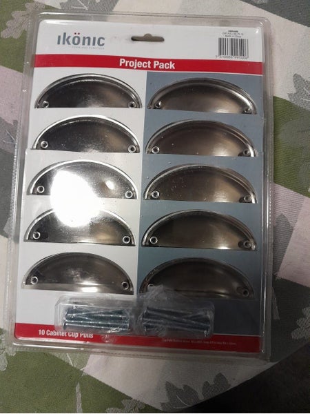 1 Pkt of 10 Cabinet Cup Pulls. Brand New Carousel 2
