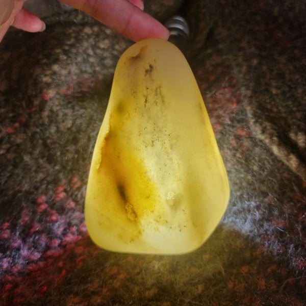 Large quartz crystal rock Carousel 8