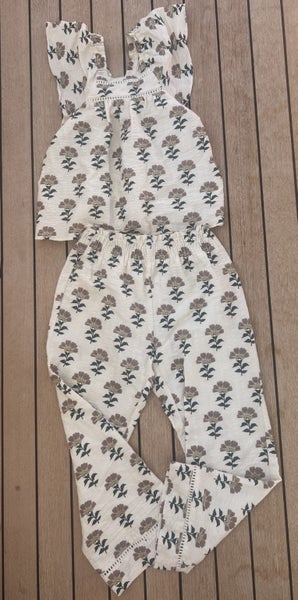 Zara Floral Girls Set – pants & top Carousel 1