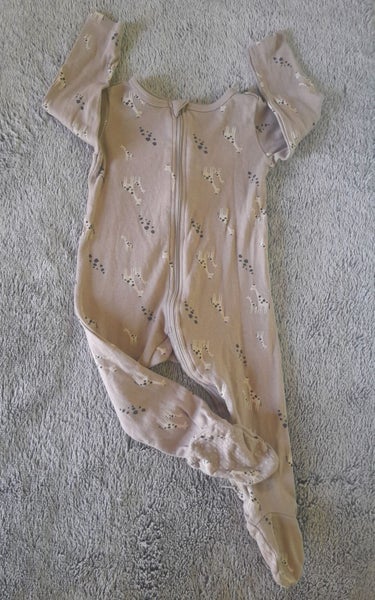 YOUNG ORIGINAL BABY ONESIE SIZE 6-9 MONTHS Carousel 2