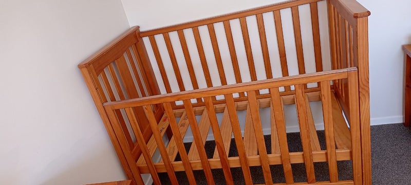 Cot Carousel 1