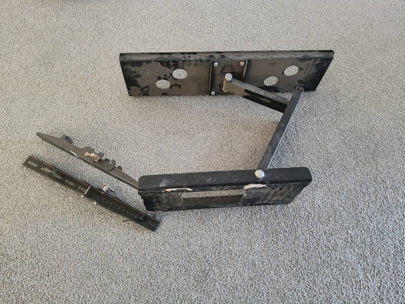 Large TV Wall Bracket Carousel 1