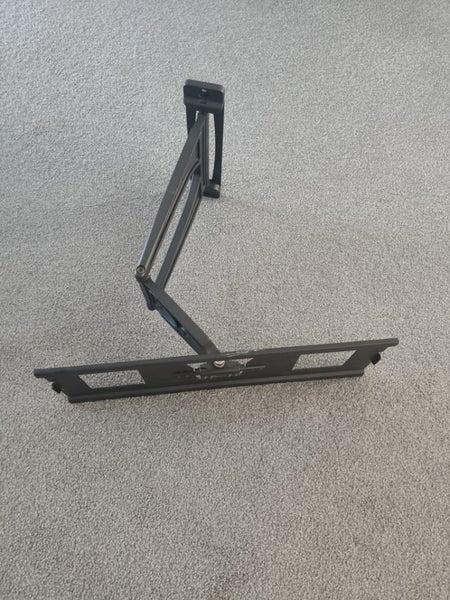 Small TV Wall Bracket Carousel 2
