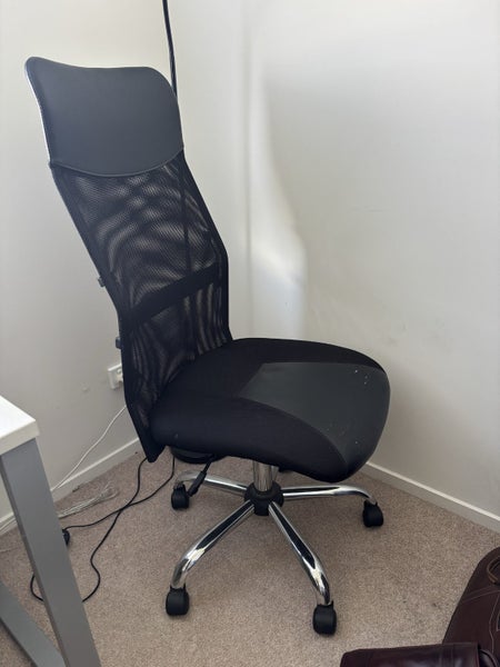 Office Desk Chair: Long Back rest Carousel 1