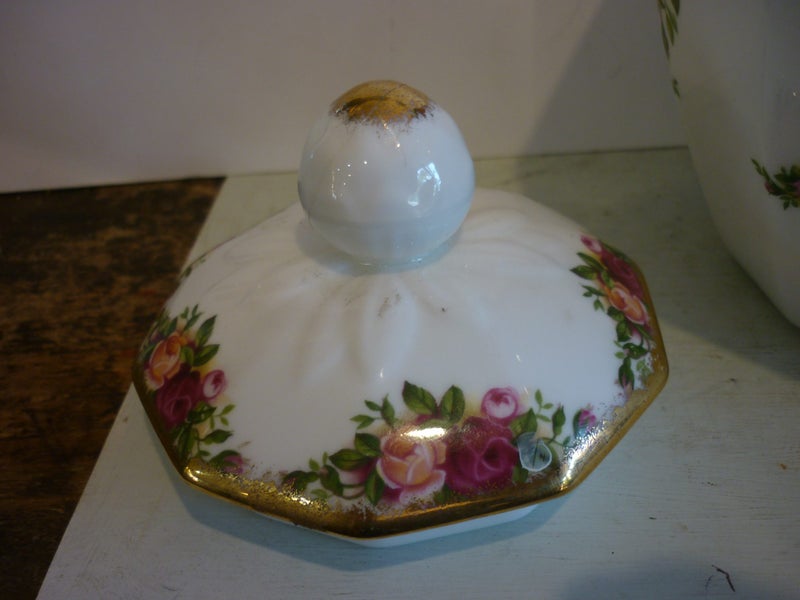 ROYAL ALBERT OCR LARGE GINGER JAR.63612131629827114