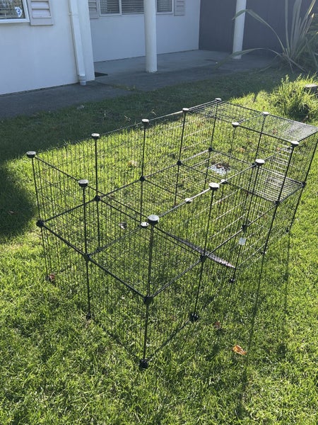 Rabbit/guinea pig cage & acessories Carousel 1