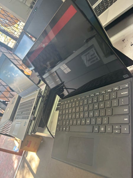 MICROSOFT Surface Pro X Octa Core 8 GB 128 GB SSD M1876 Laptop 13" TOUCH NO OS Carousel 3