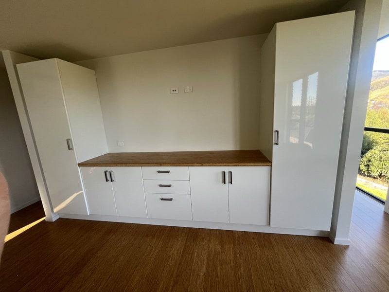 Stylish cabinetry unit with bamboo bench – make an offer! ? Carousel 5