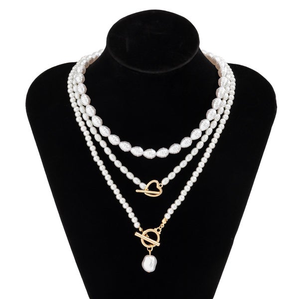 Pearl & Gold Necklace with Heart & Teardrop – Elegant & Romantic Carousel 2