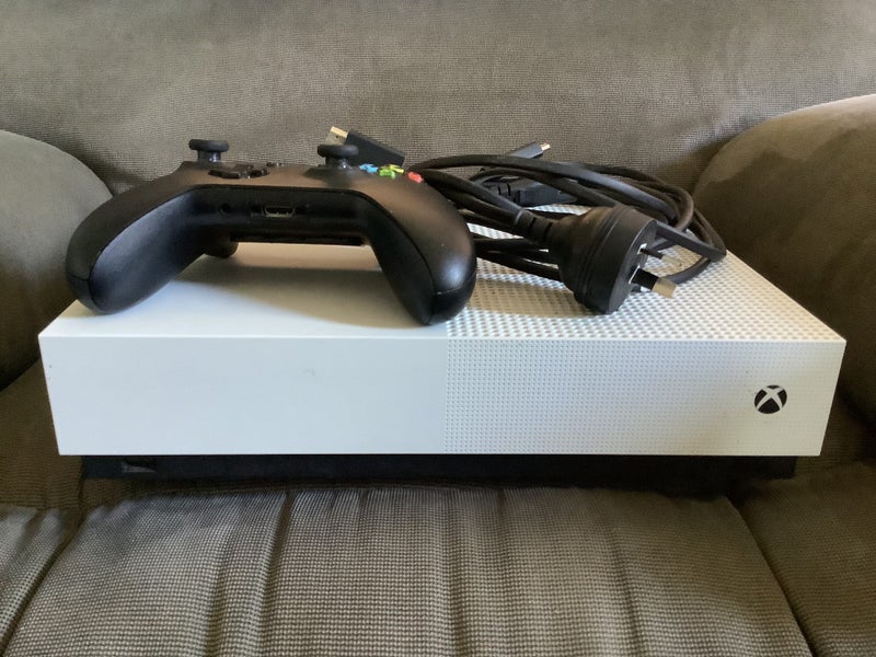 Xbox One S All Digital Carousel 2