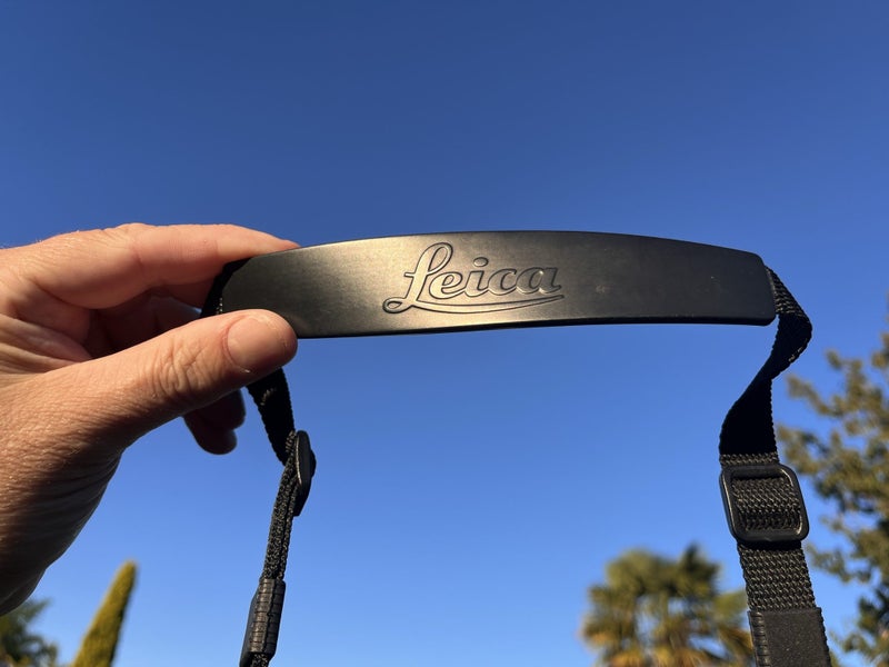 Leica 8x32 Carousel 11