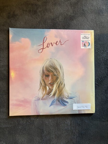 Taylor Swift Lover 2 Coloured Vinyl LPs Carousel 1