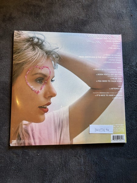 Taylor Swift Lover 2 Coloured Vinyl LPs Carousel 2