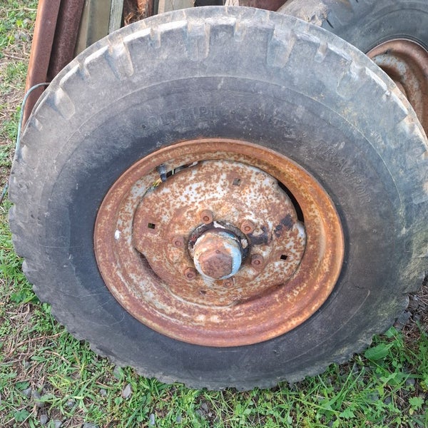 Fordson Carousel 1