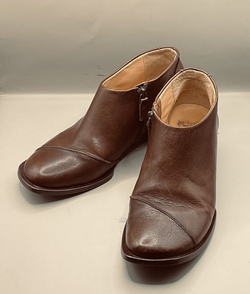 John Fluevog Bohus, Side-Zip Ankle Bootie, size 7- 7.5 (38) Carousel 1