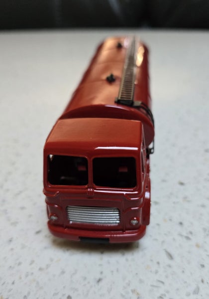 DINKY LEYLAND TANKER 1.50 Carousel 2