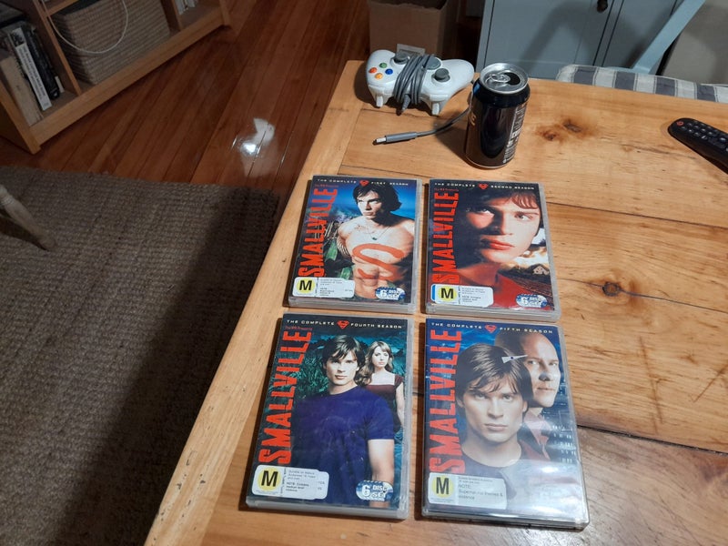 Smallville Seasons 1/2/3/4/5/6/7/8 One Tree Hill 2/3/4/7 and 4 Movies Carousel 1