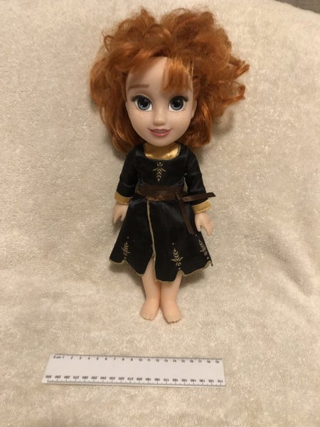 30cm Frozen Doll Carousel 1