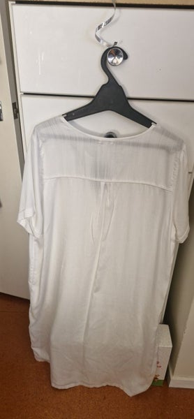 Heine size 16 (UK 44) tunic Carousel 2