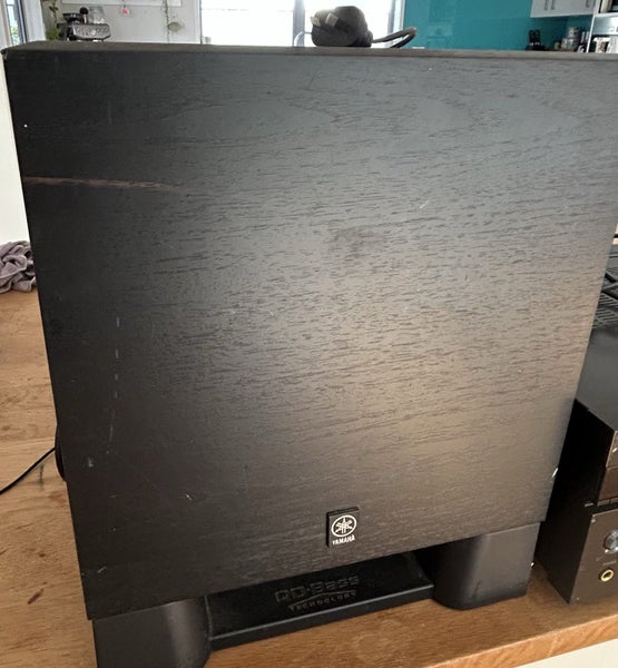 Home audio system with 5x JBL all weather white speakers Carousel 10