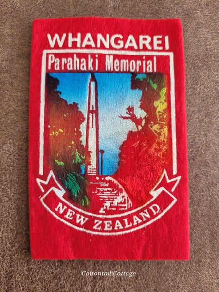Vintage Felt Patch Badge Whangarei Parahaki Memorial NZ Carousel 1
