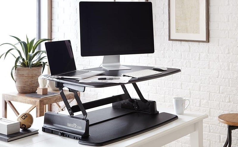 Ajustable Sit to Stand computer desk. VariDesk Pro ajustable height TOP QUALITY Carousel 1