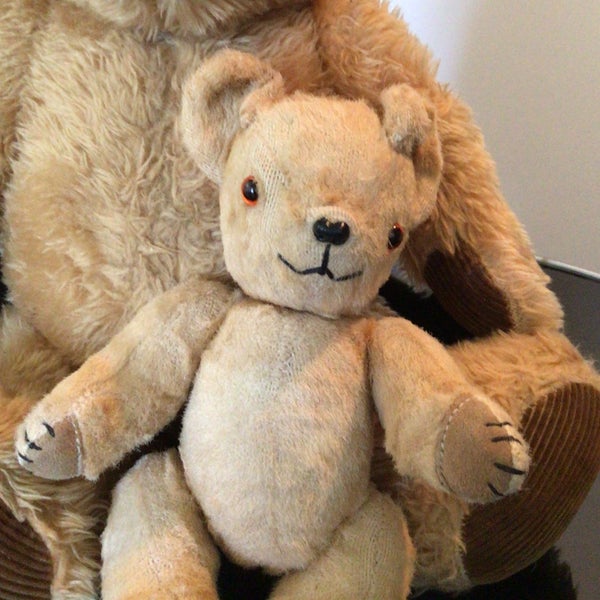Two Vintage Teddy Bears Carousel 2