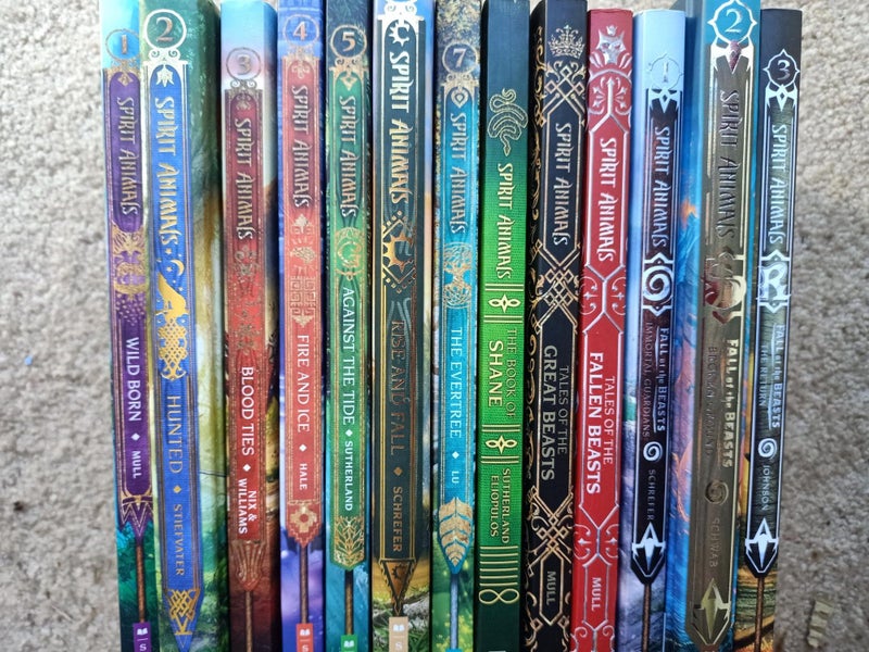Spirit Animals - Several Series - 13 books in great condition Carousel 1